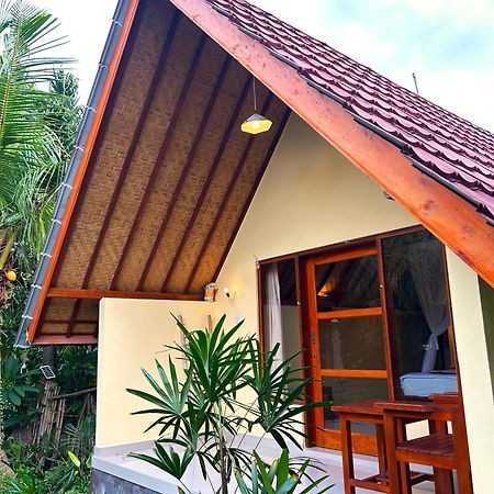 Toke Menjangan Hotel Banyuwedang Buitenkant foto