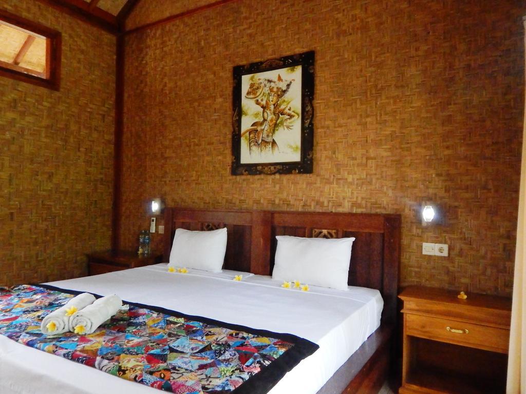Toke Menjangan Hotel Banyuwedang Buitenkant foto